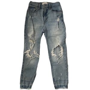 Abercrombie and Fitch High Rise Mom Jean